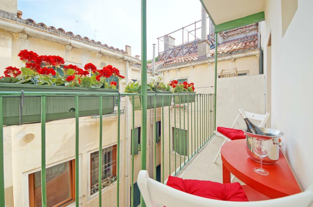 Calle Dei Fabbri Apartment Venecia Exterior foto